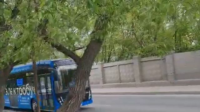 Два электробуса 622 Киевский вокзал - метро Озёрная и Метро Озёрная - Киевский вокзал смотреть онлайн