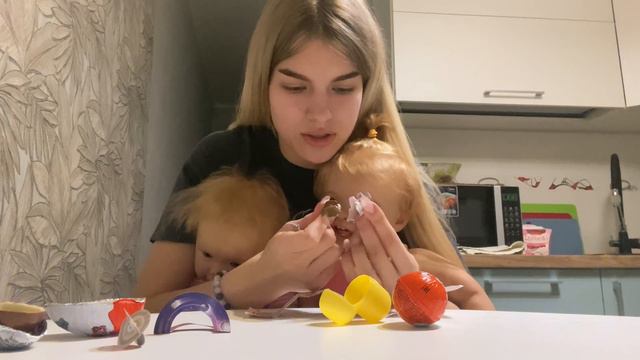 8 марта | РАСПАКОВКА КИНДЕРОВ С РЕБОРНАМИ смотреть онлайн
