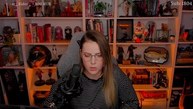 Алина Рин про обвисшие бубсы  ► AlinaRin Rofls