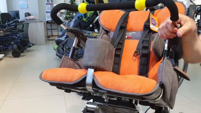 Итальянские коляски Fumagalli Mitiko на прогулочной и комнатной раме