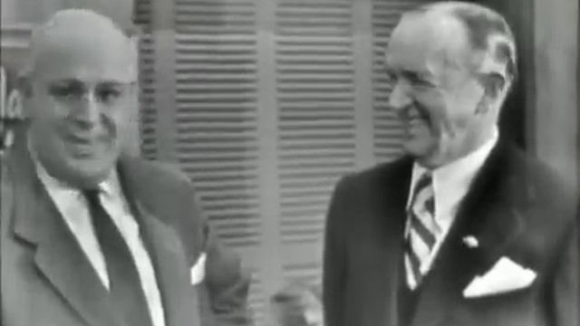 This Is Your Life Laurel And Hardy смотреть онлайн