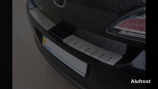 Накладка на бампер с загибом для Mazda 6 II 2008+