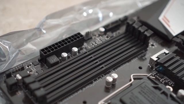 PC Gaming Intel kenceng 2018! Intel Core i5 8400 & Gigabyte B360 ! Rakit PC paling di buru смотреть онлайн