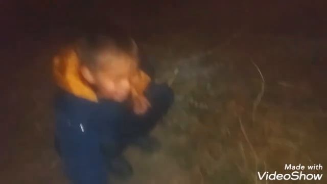 Клип фонтанчик черный делфина Ролях:спайк, Бека и Айкын смотреть онлайн