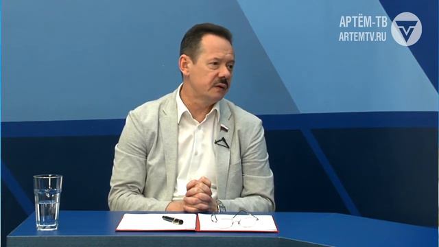 Свободный диалог. Город Артём вступил в предвыборную кампанию. (Владимир Новиков) смотреть онлайн