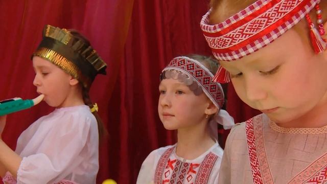 136 Ансамбль Колокольчик 6 7 лет г Глазов детский сад №50 Финно угорские мелодии смотреть онлайн