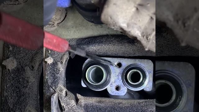 2015 Chevrolet Tahoe Replace Rear Expansion Valve смотреть онлайн
