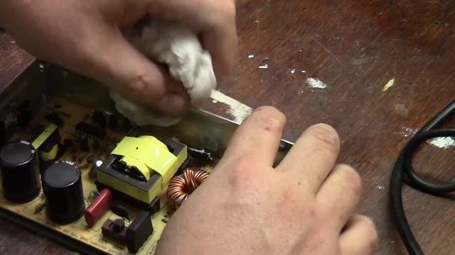 ShoutingElectronics #14 - Not a Bug - Faulty SwitchMode Powersupply смотреть онлайн
