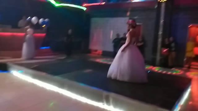 Показ причесок от имидж студии Н.Балуковой и магазина брендовой одежды LOFTshowroom смотреть онлайн