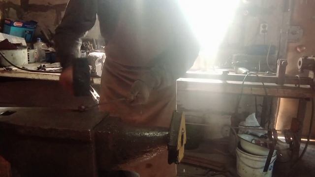 как сделать шарик из 12 квадрата,без горна, художественная ковка, кованые изделия,кондуктор смотреть онлайн