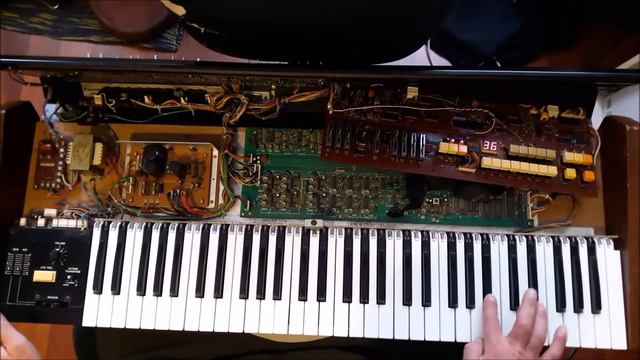 Highway Star-Jon Lord's Hammond organ solo with Roland Juno-60 смотреть онлайн