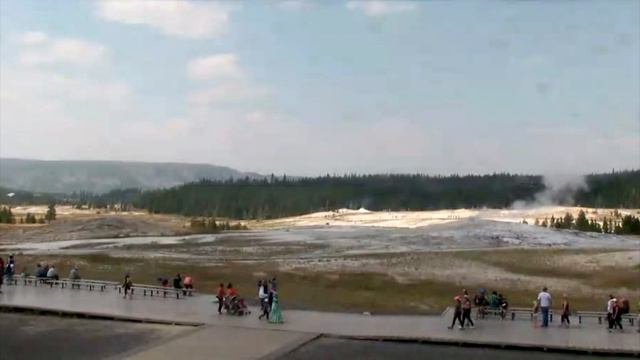Yellowstone Supervolcano: Old Faithful time lapse - Извержение гейзеров: Супервулкане Йеллоустон смотреть онлайн
