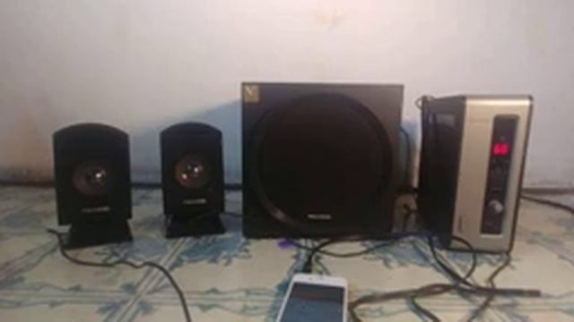 Test Loa vi tính 2.1 Microlab Fc550 . Music and Bass test смотреть онлайн