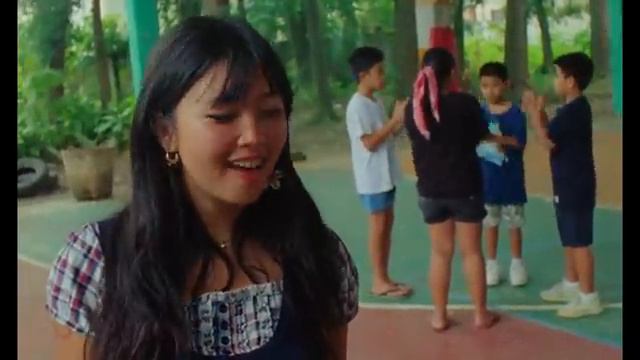 Beabadoobee - Glue Song (Official Music Video).mp4