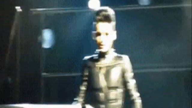 Tom Kaulitz-Ai Se Eu Te Pego смотреть онлайн