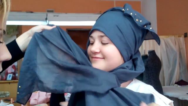 Катя в хиджабе