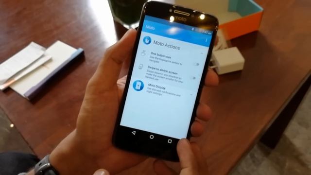 Moto E4 Plus Unboxing and Hands-on смотреть онлайн