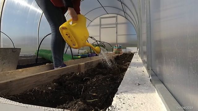 Готовим грядки под томаты в теплице смотреть онлайн