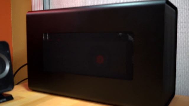 Razer Core X eGPU & Sapphire AMD Radeon Vega 64 Unboxing and Review смотреть онлайн