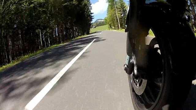 Weinebene mit Yamaha TDM 900 & GoPro Hero 2 смотреть онлайн