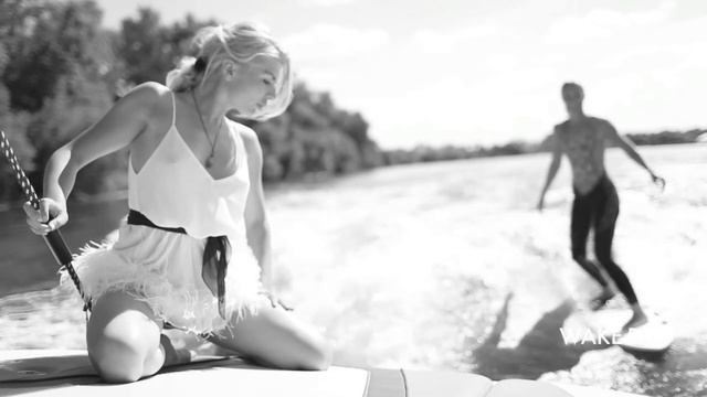 Вейксерфинг девушки. смотреть онлайн