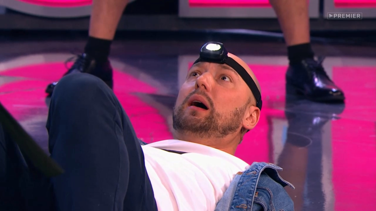 Бой с гёрлз: Шотландский кроссворд смотреть онлайн