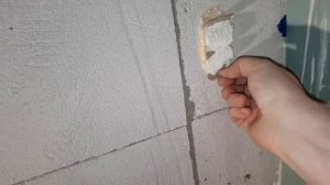 Выравнивание стен своими руками. Клей-пена или перлфикс. Как ровно приклеить гипсокартон.