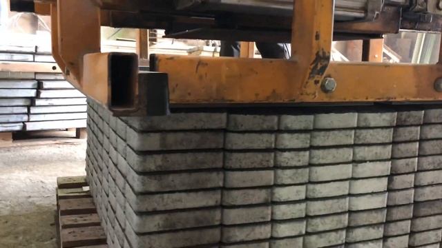 Сборка тротуарной плитки ( вибропресс HESS ) смотреть онлайн