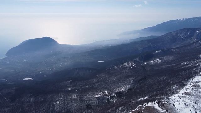 Снежные вершины Крымских гор. Зимний поход на Бабуган-яйлу. Ночёвка в избе на Ай-Йори. смотреть онлайн
