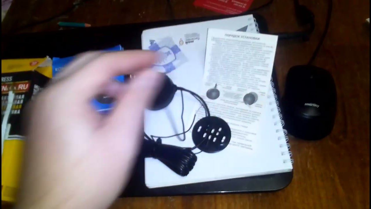 Дядя-деда рассказывает как подключить активную автомобильную антенну к магнитоле.