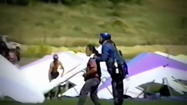 The Aeronauts; Hang Gliding Masters. смотреть онлайн