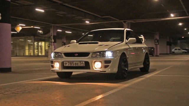 Subaru Impreza WRX STI / GC8 смотреть онлайн