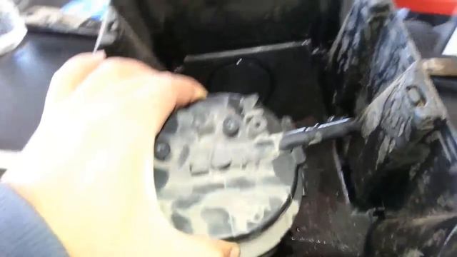 Changement Filtre à Gasoil 1.4HDI смотреть онлайн