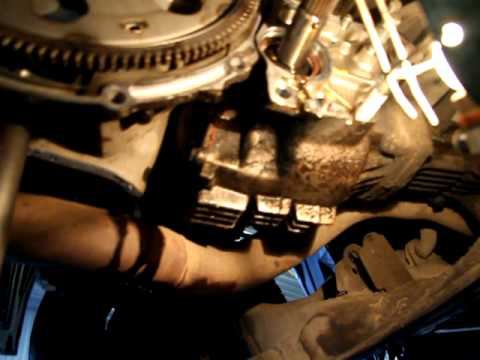 Снятие раздатки на VOXY 65 кузов