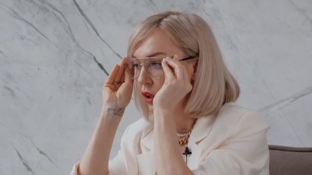 КАК НАЙТИ ОЧКИ, КОТОРЫЕ ПОДОЙДУТ ИМЕННО ТЕБЕ? РАССКРЫВАЕМ ТЕМУ СО СТИЛИСТОМ! смотреть онлайн