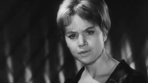 Людмила Федотова Раз вернулась девушка с прогулки Россия XX века в песенном творчестве