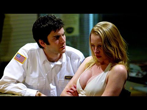 Охранник Похищает Свою Начальницу, Чтобы Удовлетворить Свою Похоть _ Краткий Пересказ Фильма.mp4 смотреть онлайн