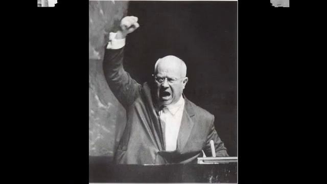 Cлышу мамин  голос