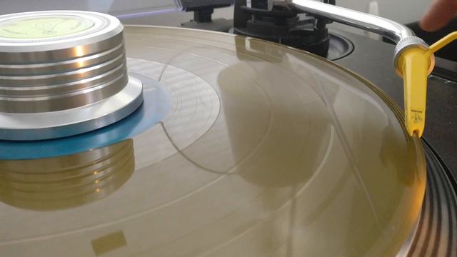Run The Jewels - 2100 - Cartridge shoot out: Nagaoka MP-110 vs Tonar Banana смотреть онлайн
