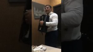 Асильдар Шахбанов на баяне (Тлярата)