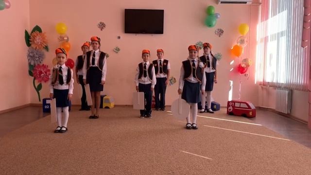 Светофор – 2021. МОУ СШ №111 Советского района смотреть онлайн