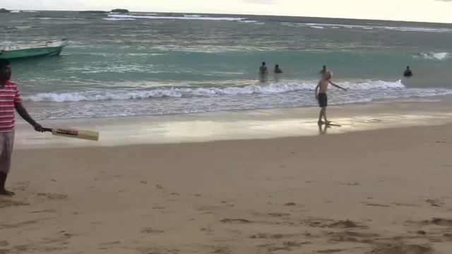 Hikkaduwa beach смотреть онлайн