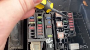 Установка ДХО за 5 минут на Тойоту Аурис 2008 или дальний свет в пол накала.