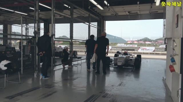 SUB) 영암 서킷, 그리고 한국형 포뮬러 KF1600 체험기! смотреть онлайн