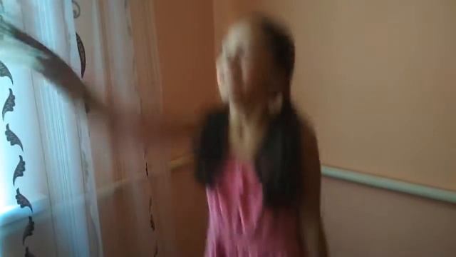 КАК РАЗВЕСЕЛИТЬ СВОЕГО ДРУГА смотреть онлайн