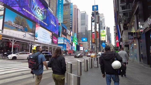 Walking NYC Times Square (March 24, 2021) смотреть онлайн