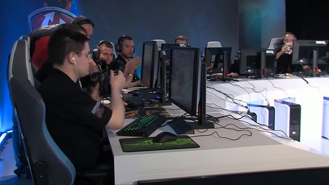 SchoolBus vs. Kazna Kru - PrePlayoffs - Finals - WGL EU Season 4 - World of Tanks смотреть онлайн