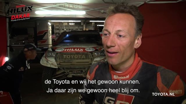 Toyota Hilux does Dakar 2019 #8 – Een fantastische inhaalrace смотреть онлайн