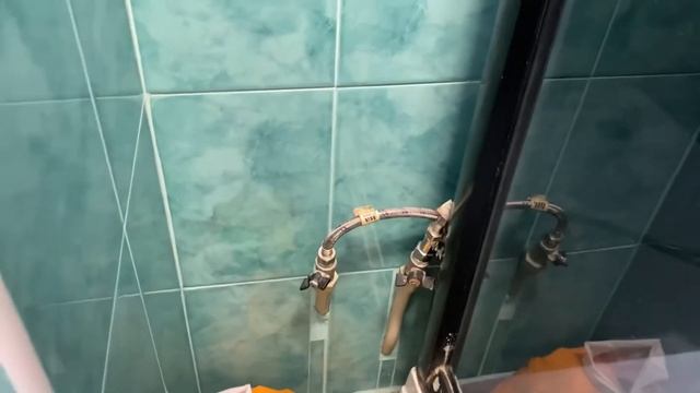 Установка и подключение водонагревателя (бойлера) Garanterm 30 Plus O смотреть онлайн