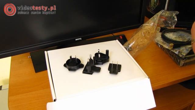 Dune HD TV-303D Unboxing смотреть онлайн